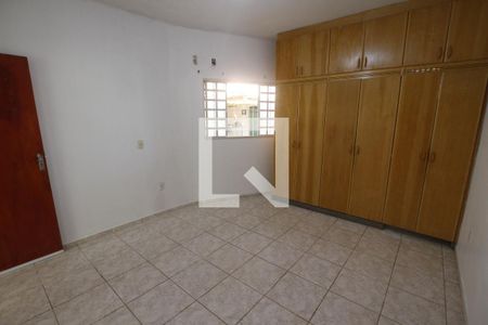 Suíte de casa para alugar com 3 quartos, 160m² em Setor Faiçalville, Goiânia