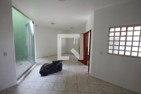 Sala de casa para alugar com 3 quartos, 160m² em Setor Faiçalville, Goiânia