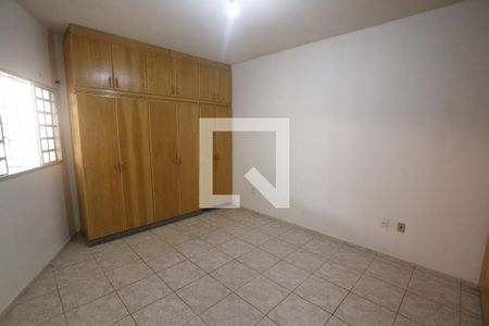 Suíte de casa para alugar com 3 quartos, 160m² em Setor Faiçalville, Goiânia