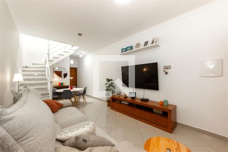 Casa à venda com 3 quartos, 115m² em Vila Inglesa, São Paulo