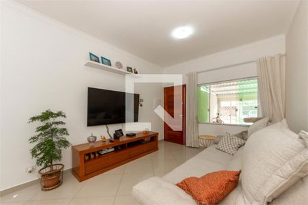 Casa à venda com 3 quartos, 115m² em Vila Inglesa, São Paulo