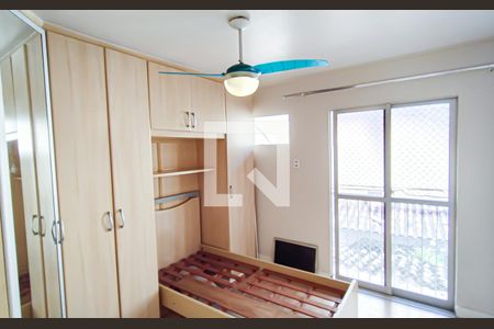 quarto 2 de casa de condomínio para alugar com 3 quartos, 120m² em Taquara, Rio de Janeiro