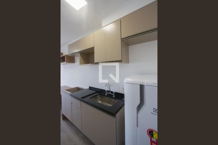 Cozinha de apartamento para alugar com 1 quarto, 27m² em Santo Amaro, São Paulo