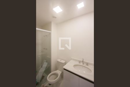 Banheiro de apartamento para alugar com 1 quarto, 27m² em Santo Amaro, São Paulo