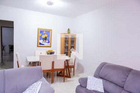 Sala de casa à venda com 3 quartos, 150m² em Artur Alvim, São Paulo