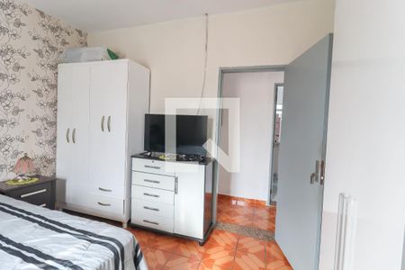 Casa à venda com 244m², 4 quartos e 3 vagas Casa à venda com 244m², 4 quartos e 3 vagasQuarto 3