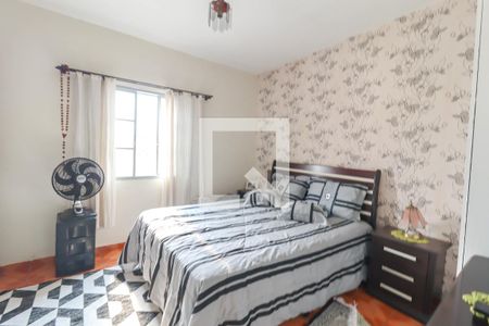 Casa à venda com 244m², 4 quartos e 3 vagas Casa à venda com 244m², 4 quartos e 3 vagasQuarto 3