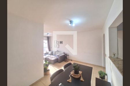 Sala de apartamento à venda com 2 quartos, 67m² em Vila Ipojuca, São Paulo