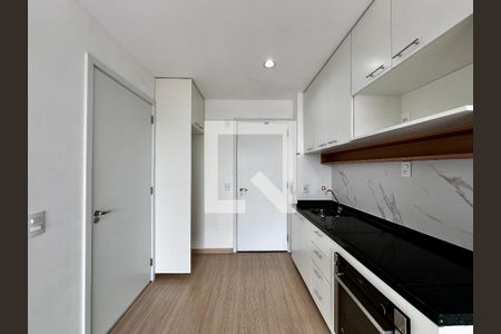 Cozinha de apartamento para alugar com 1 quarto, 35m² em Santo Amaro, São Paulo