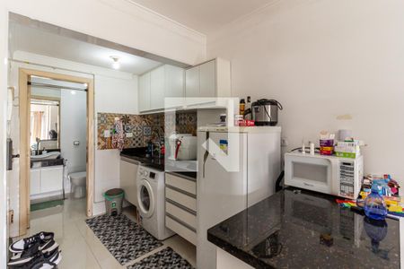 Cozinha de apartamento para alugar com 1 quarto, 28m² em Vila Buarque, São Paulo