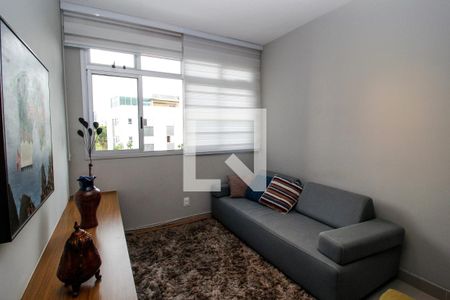 Sala de apartamento para alugar com 3 quartos, 74m² em Ipiranga, Belo Horizonte