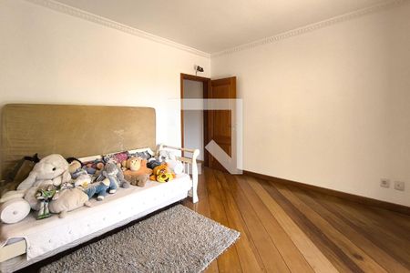 Casa à venda com 450m², 4 quartos e 5 vagas Casa à venda com 450m², 4 quartos e 5 vagasQuarto 2