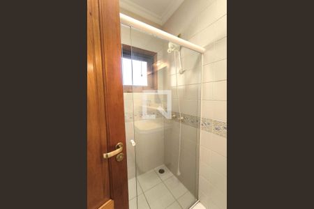 Casa à venda com 450m², 4 quartos e 5 vagas Casa à venda com 450m², 4 quartos e 5 vagasBanheiro 3