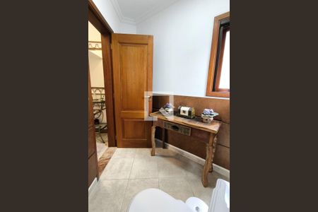 Casa à venda com 450m², 4 quartos e 5 vagas Casa à venda com 450m², 4 quartos e 5 vagasLavabo