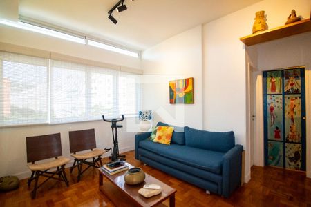 Sala de apartamento à venda com 2 quartos, 75m² em Copacabana, Rio de Janeiro