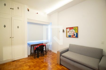 Quarto 1 de apartamento à venda com 2 quartos, 75m² em Copacabana, Rio de Janeiro