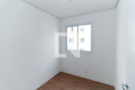 Quarto 2 de apartamento para alugar com 2 quartos, 38m² em Vila Graciosa, São Paulo