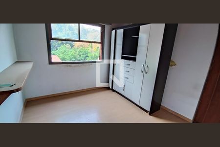 Quarto 1 de casa à venda com 4 quartos, 245m² em Parque Monte Alegre, Taboão da Serra