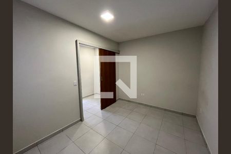 Quarto de casa de condomínio para alugar com 1 quarto, 29m² em Vila Monte Sion, Suzano