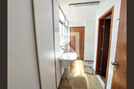 Área de Serviço de apartamento para alugar com 3 quartos, 110m² em Santa Lúcia, Belo Horizonte