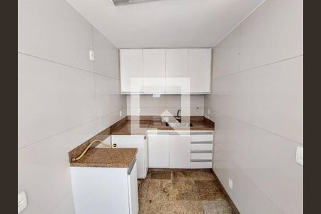 Cozinha de apartamento para alugar com 3 quartos, 110m² em Santa Lúcia, Belo Horizonte