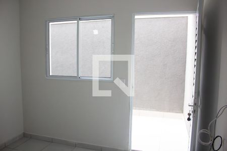 Apartamento para alugar com 1 quarto, 25m² em Vila Monte Sion, Suzano