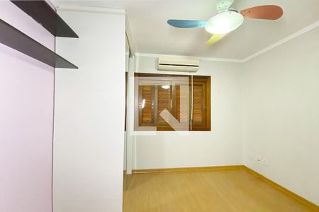 Quarto 2 de casa à venda com 3 quartos, 215m² em Pinheiro, São Leopoldo