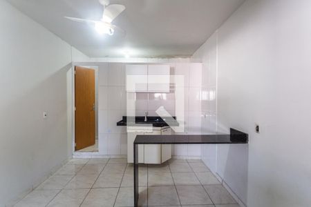 Sala/Quarto/Cozinha de kitnet/studio para alugar com 1 quarto, 20m² em Aparecida, Belo Horizonte