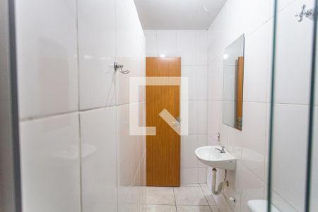 Banheiro Social de kitnet/studio para alugar com 1 quarto, 20m² em Aparecida, Belo Horizonte