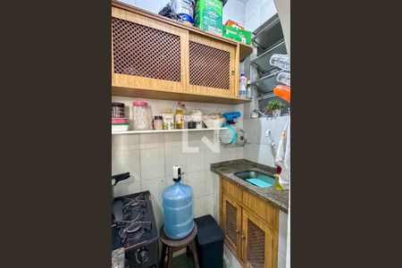 Cozinha de apartamento para alugar com 1 quarto, 37m² em Copacabana, Rio de Janeiro