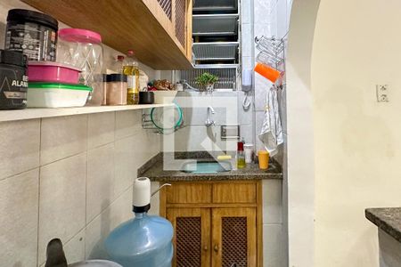 Cozinha de apartamento para alugar com 1 quarto, 37m² em Copacabana, Rio de Janeiro