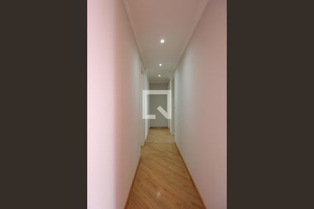 Corredor de apartamento à venda com 3 quartos, 80m² em Bonfim, Campinas