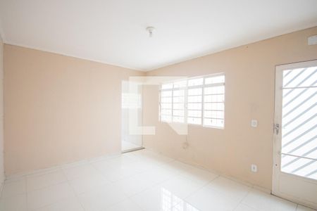 Sala de casa para alugar com 1 quarto, 80m² em Parque Edu Chaves, São Paulo