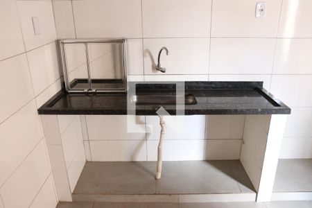 Sala e Cozinha de casa para alugar com 1 quarto, 45m² em Setor Leste Universitário, Goiânia