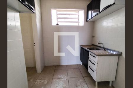 Cozinha de apartamento à venda com 3 quartos, 62m² em Cj Agua Branca, Contagem