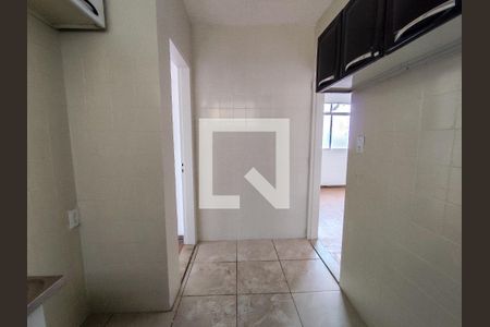 Corredor de apartamento à venda com 3 quartos, 62m² em Cj Agua Branca, Contagem