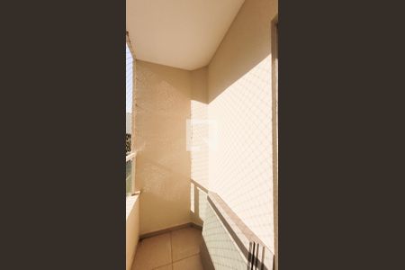 VARANDA DA SALA de apartamento para alugar com 3 quartos, 63m² em Mansões Santo Antônio , Campinas