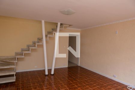 Sala de casa para alugar com 3 quartos, 200m² em Cangaíba, São Paulo