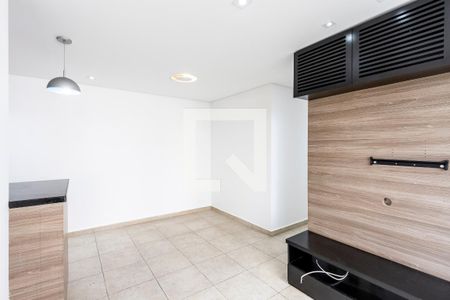 Sala de apartamento para alugar com 2 quartos, 50m² em Vila Anastácio, São Paulo