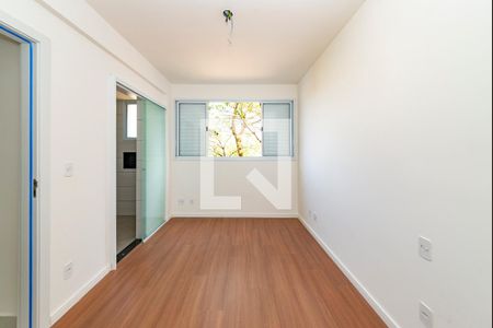 Suíte de apartamento à venda com 3 quartos, 80m² em Coração Eucarístico, Belo Horizonte