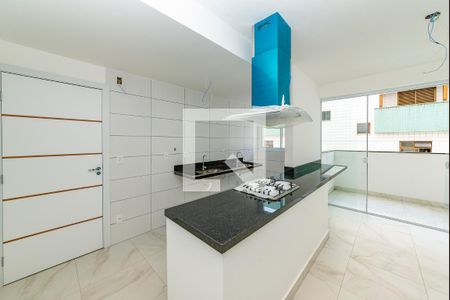 Cozinha de apartamento à venda com 3 quartos, 80m² em Coração Eucarístico, Belo Horizonte