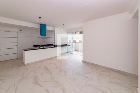 Sala de apartamento à venda com 3 quartos, 80m² em Coração Eucarístico, Belo Horizonte