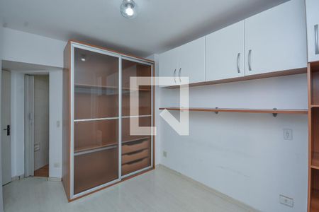 Suíte 1 de apartamento para alugar com 3 quartos, 73m² em Vila Isa, São Paulo