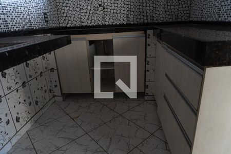 Cozinha de casa à venda com 4 quartos, 150m² em São Mateus, Contagem