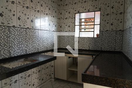 Cozinha de casa à venda com 4 quartos, 150m² em São Mateus, Contagem