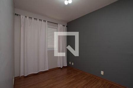 Quarto 1 de apartamento à venda com 3 quartos, 56m² em Jardim Cocaia, Guarulhos