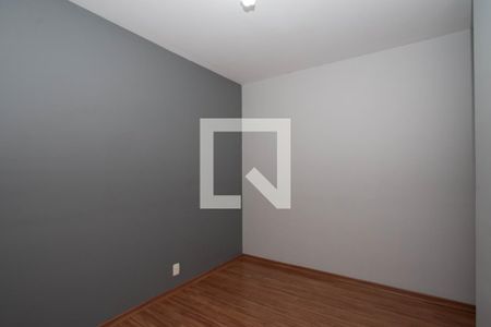 Suíte de apartamento para alugar com 3 quartos, 56m² em Jardim Cocaia, Guarulhos