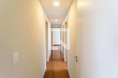 Corredor de apartamento para alugar com 4 quartos, 139m² em Sion, Belo Horizonte