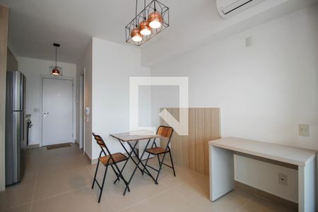 Sala/Quarto de kitnet/studio para alugar com 1 quarto, 30m² em Pinheiros, São Paulo