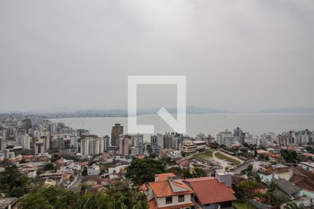 Vista de casa para alugar com 3 quartos, 100m² em Centro, Florianópolis